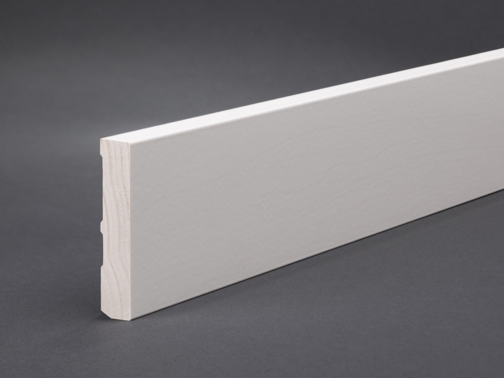 Profile 1903 skirting board 60 x 13 mm with straight top edge