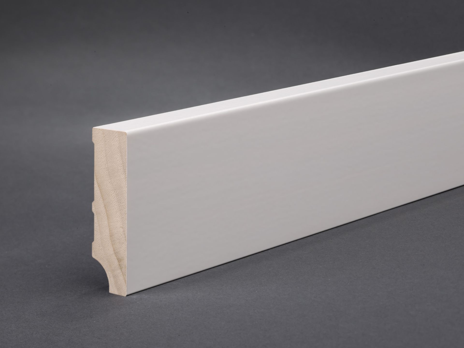 Profile 1941 skirting board 60 x 16 mm with straight top edge